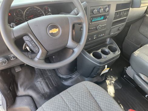 New 2025 Chevrolet Express 3500 w/ Power Convenience Package image 26