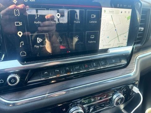 Used 2024 GMC Sierra 1500 SLT w/ SLT Premium Plus Package AWD/4WD image 43