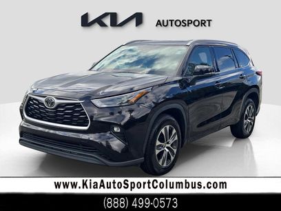 Used 2022 Toyota Highlander XLE