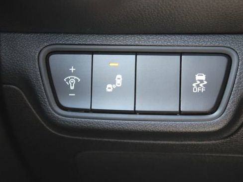 Certified 2023 Kia Forte GT FWD image 19