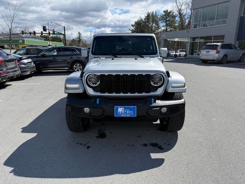 Used 2024 Jeep Wrangler High Altitude image 3