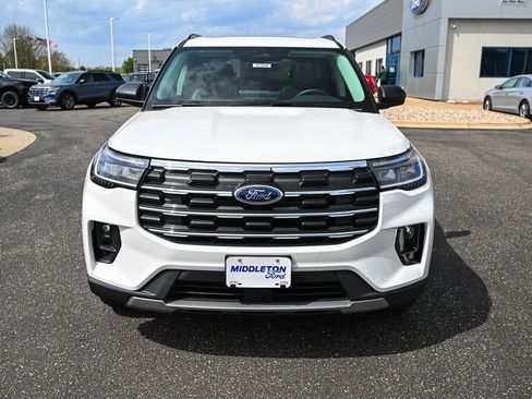 New 2026 Ford Explorer Active w/ Active Comfort Package AWD/4WD image 10