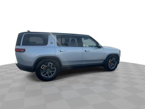 Used 2023 Rivian R1S Adventure image 8