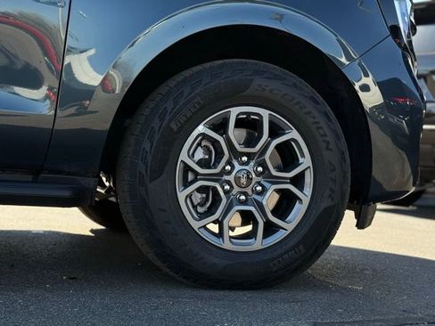 Used 2025 Ford Expedition Active image 47