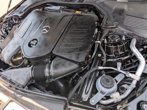 Used 2025 Mercedes-Benz C 300 Sedan image 22