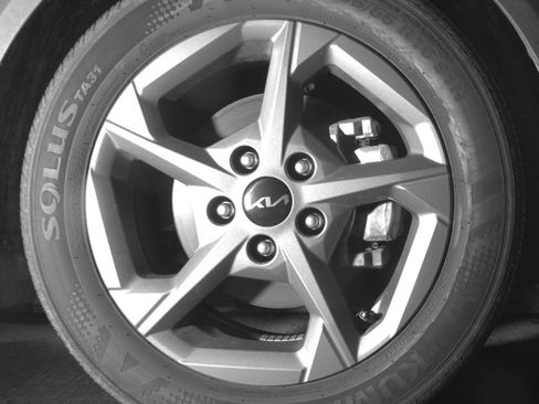 Used 2025 Kia K4 FWD image 13