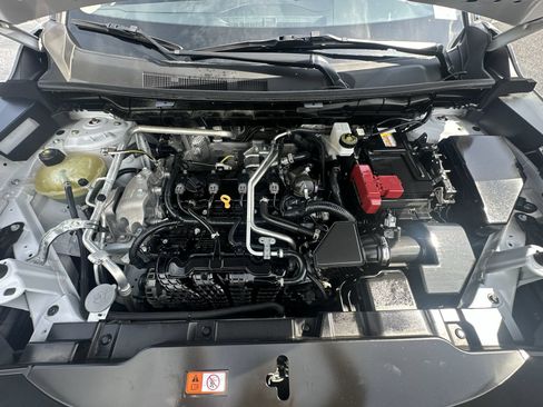 Used 2025 Mitsubishi Outlander SE FWD image 34
