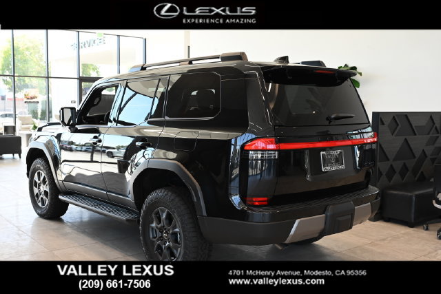 New 2026 Lexus GX 550 w/ Accessory Package (CT) AWD/4WD image 5