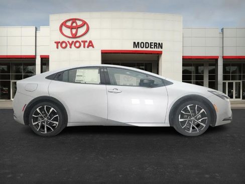 New 2026 Toyota Prius Plug-In Hybrid image 26