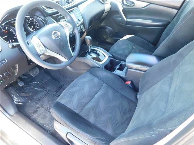 Used 2015 Nissan Rogue S FWD image 16