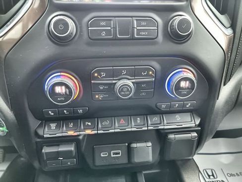 Used 2020 Chevrolet Silverado 2500 High Country w/ Technology Package image 19