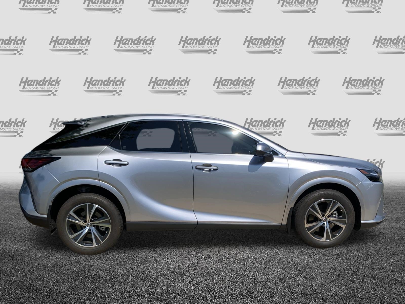 Certified 2025 Lexus RX 350 Premium w/ Accessory Package FWD image 11