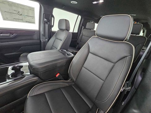 New 2026 GMC Yukon XL Elevation AWD/4WD image 23