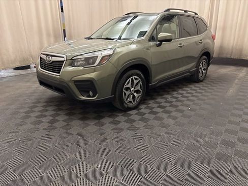 Used 2021 Subaru Forester Premium AWD/4WD image 1
