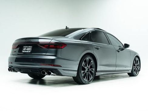 Used 2025 Audi S8 AWD/4WD image 12