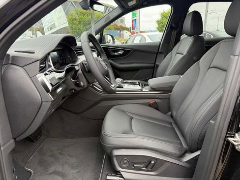 Used 2025 Audi Q7 2.0T Premium Plus image 17