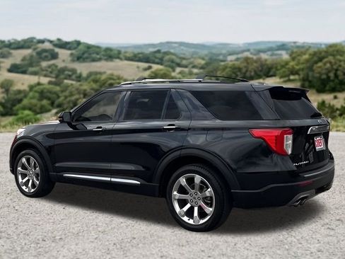 Used 2020 Ford Explorer Platinum w/ Premium Technology Package AWD/4WD image 6