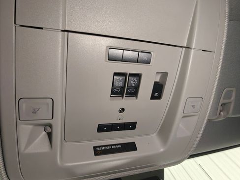 Used 2018 GMC Sierra 1500 SLT image 12