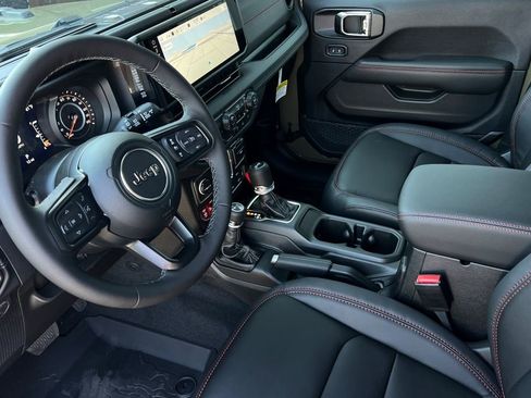 New 2026 Jeep Wrangler Unlimited Rubicon image 10