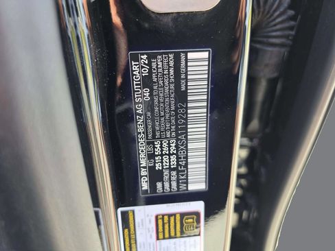 Used 2025 Mercedes-Benz E 350 4MATIC Sedan image 16