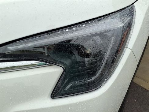 Used 2024 Subaru Ascent Premium w/ Convenience Package image 20