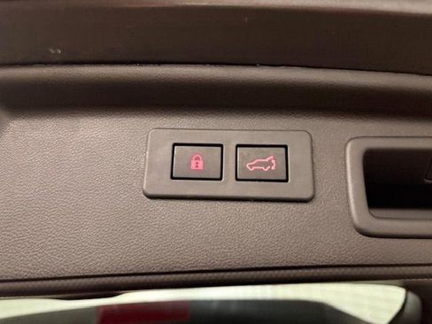 Used 2021 Subaru Forester Limited w/ Popular Package #3 image 11