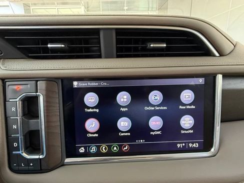 Used 2021 GMC Yukon XL Denali w/ Denali Premium Package RWD image 33
