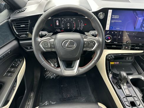 Used 2022 Lexus NX 350 AWD image 16