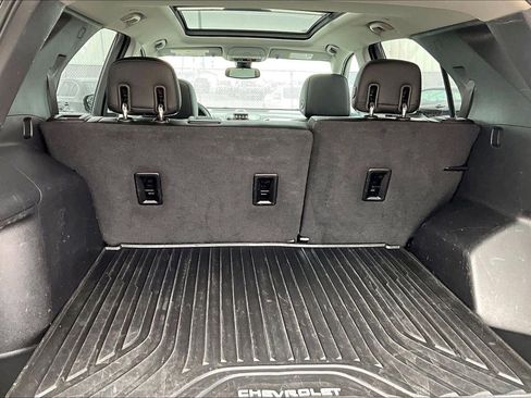 Used 2018 Chevrolet Equinox Premier image 4