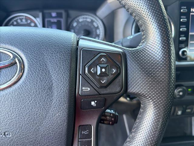 Used 2020 Toyota Tacoma TRD Off-Road AWD/4WD image 15