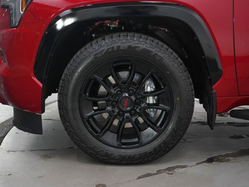 Used 2025 Toyota Sequoia Platinum image 33