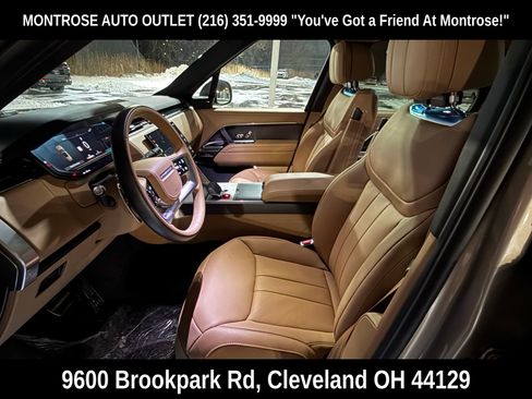 New 2026 Land Rover Range Rover SE image 12