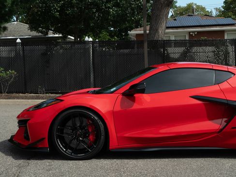 Used 2025 Chevrolet Corvette Z06 w/ Z07 Performance Package RWD image 49