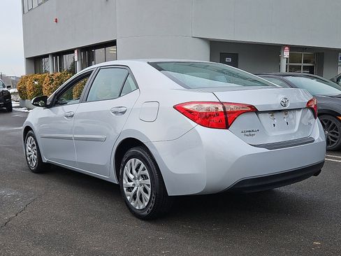 Used 2019 Toyota Corolla LE image 4