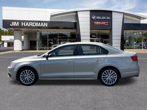 Used 2014 Volkswagen Jetta SEL FWD image 4