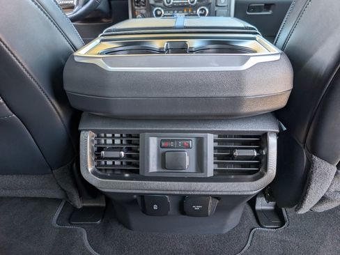 Used 2024 Ford F150 Platinum AWD/4WD image 7