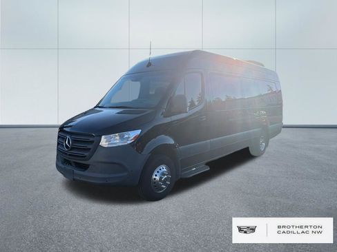 Used 2022 Mercedes-Benz Sprinter 3500 image 1