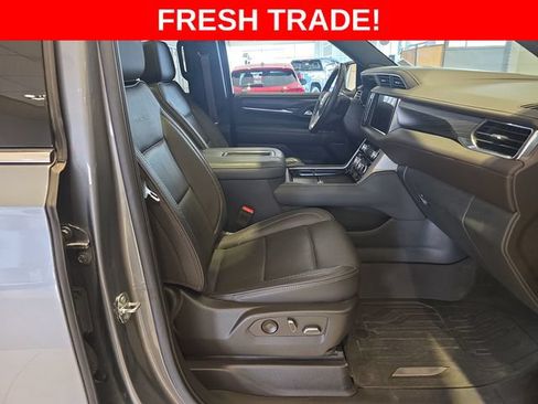 Used 2022 GMC Yukon Denali w/ Denali Premium Package AWD/4WD image 40