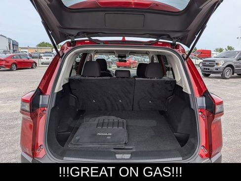 Used 2021 Nissan Rogue S FWD image 20