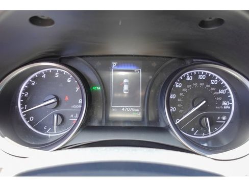 Used 2024 Toyota Camry SE FWD image 17