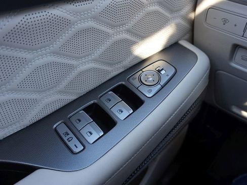 Used 2020 Hyundai Palisade Limited image 42