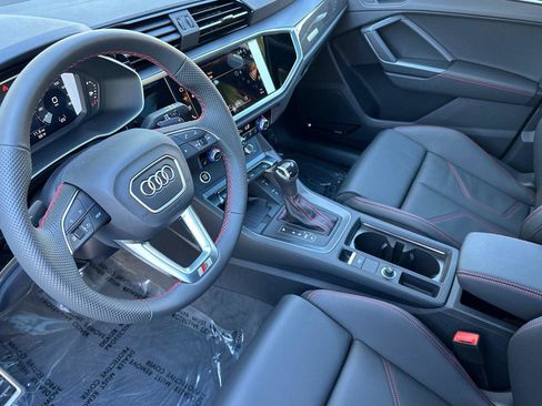 New 2025 Audi Q3 2.0T Premium Plus image 9