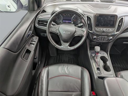 Used 2022 Chevrolet Equinox RS w/ RS Leather Package image 18