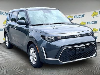Used 2025 Kia Soul LX