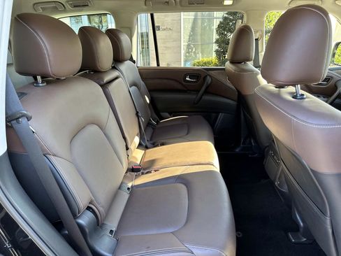 Certified 2023 INFINITI QX80 Premium Select w/ Cargo Package image 18