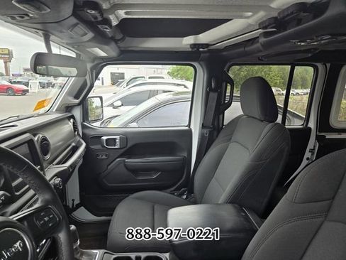 Used 2023 Jeep Wrangler Sport S AWD/4WD image 4