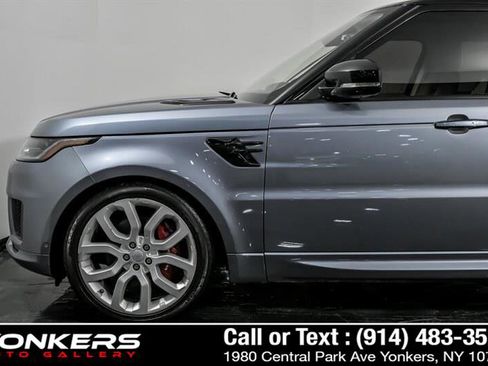 Used 2018 Land Rover Range Rover Sport HSE Dynamic image 10