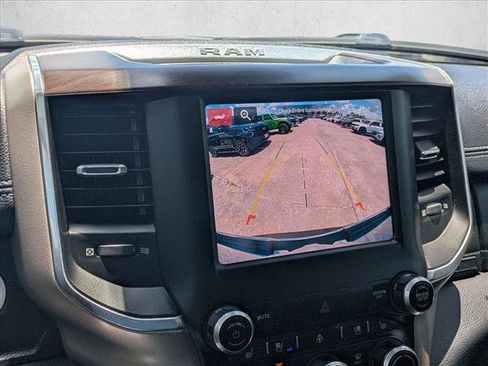 Used 2022 RAM 1500 Laramie AWD/4WD image 13