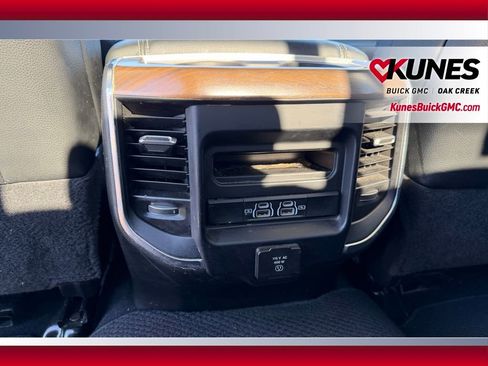 Used 2024 RAM 2500 Laramie image 8