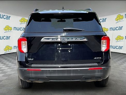 Used 2022 Ford Explorer XLT AWD/4WD image 5